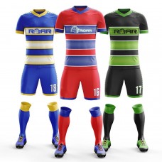 ROAR New 11 Soccer Uniform Set Customized Team Shirts/Short And Socks Youth Men kit